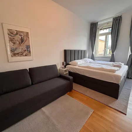 Apartment Modernes Hochparterre Im Waldstraßenviertel *